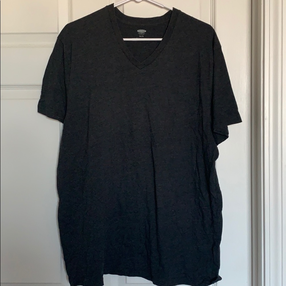 Gray v-neck t-shirt